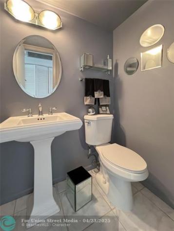 4035 Cambridge B Deerfield Beach FL 33442