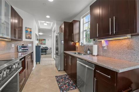 732 NE 15th Avenue Fort Lauderdale FL 33304