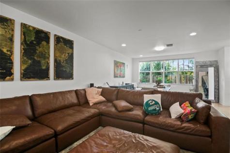 732 NE 15th Avenue Fort Lauderdale FL 33304