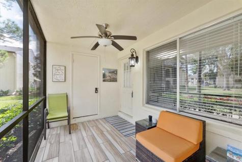 113 Lake Pine Circle Greenacres FL 33463