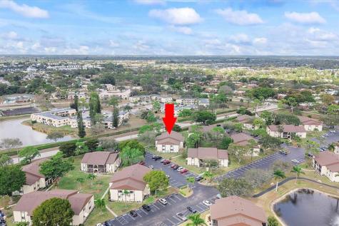 113 Lake Pine Circle Greenacres FL 33463