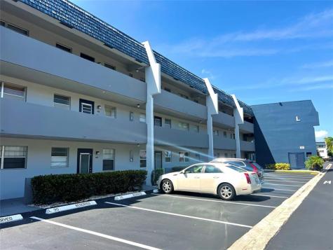 7897 Golf Circle Drive Margate FL 33063