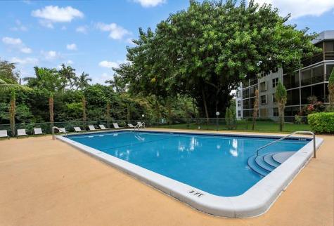 103 Royal Park Drive Oakland Park FL 33309