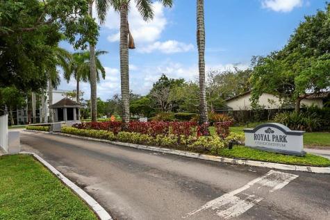 103 Royal Park Drive Oakland Park FL 33309