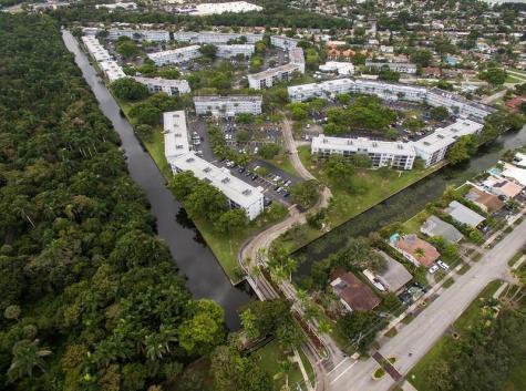 103 Royal Park Drive Oakland Park FL 33309