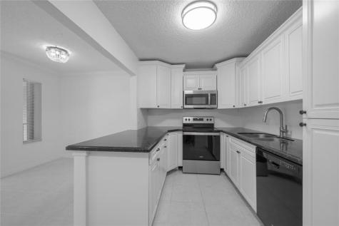 711 Sunny Pine Way Greenacres FL 33415
