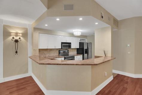 1900 Oceanwalk Lane Pompano Beach FL 33062