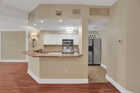 1900 Oceanwalk Lane Pompano Beach FL 33062