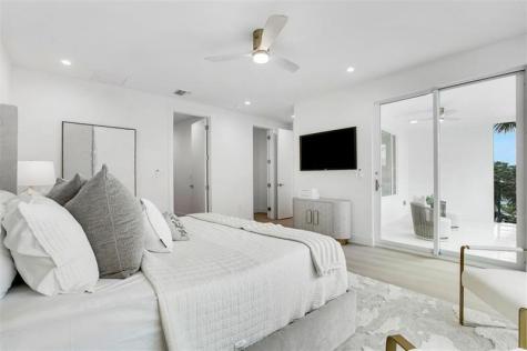 1129 NE 18 Court Fort Lauderdale FL 33305