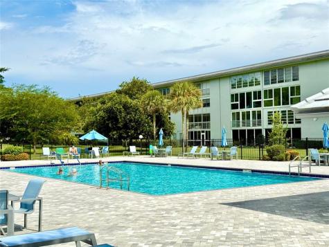 2504 Antigua Terrace Coconut Creek FL 33066