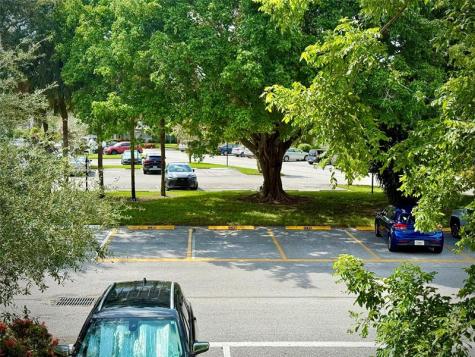 2504 Antigua Terrace Coconut Creek FL 33066