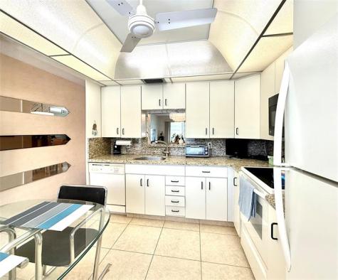 2504 Antigua Terrace Coconut Creek FL 33066