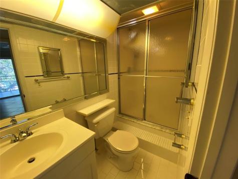 4003 Islewood D Deerfield Beach FL 33442