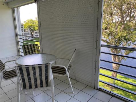 4003 Islewood D Deerfield Beach FL 33442