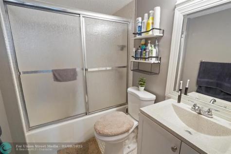 4174 Inverrary Drive Lauderhill FL 33319