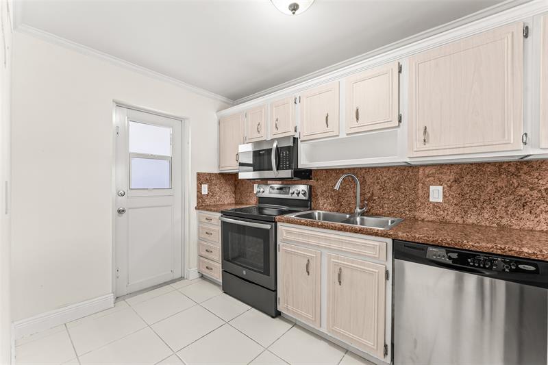 4500 N Federal Highway Lighthouse Point FL 33064