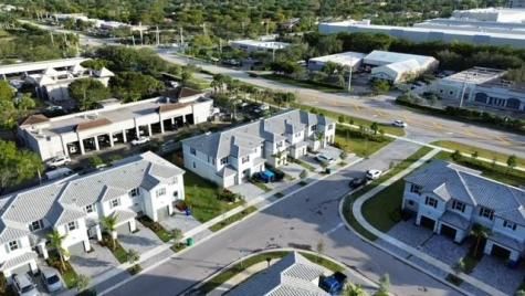 4611 NW 118th Avenue Coral Springs FL 33076