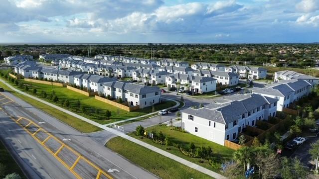 4611 NW 118th Avenue Coral Springs FL 33076