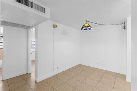 2661 Riverside Drive Coral Springs FL 33065