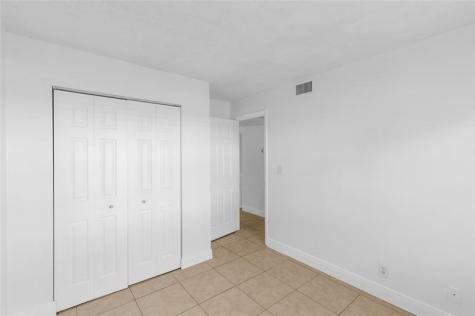 2661 Riverside Drive Coral Springs FL 33065