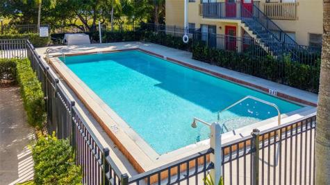 2661 Riverside Drive Coral Springs FL 33065