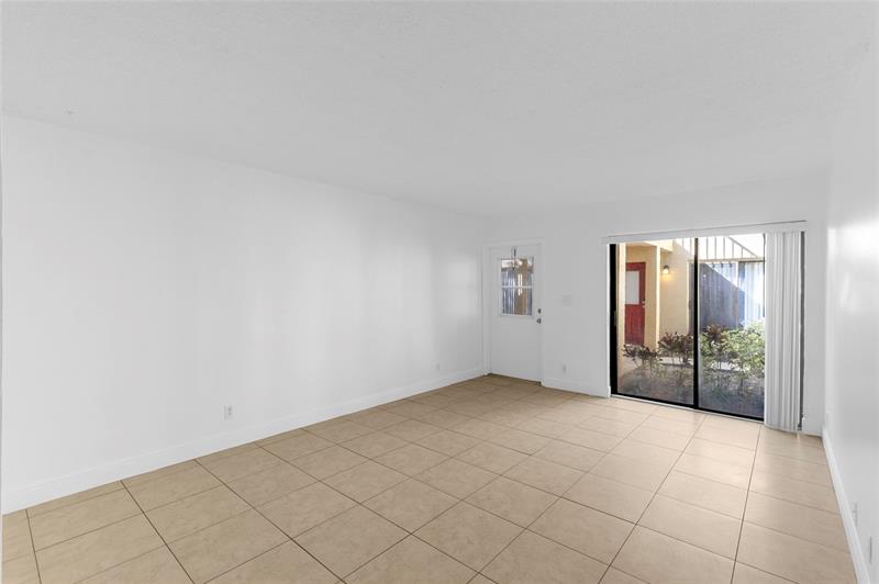 2661 Riverside Drive Coral Springs FL 33065