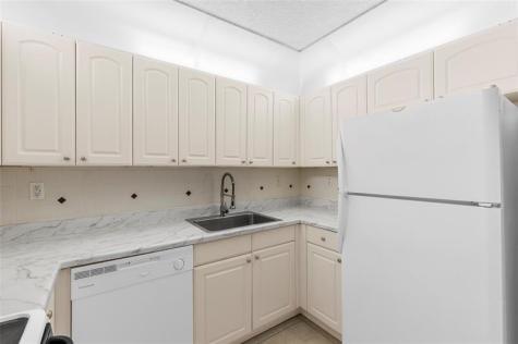 2661 Riverside Drive Coral Springs FL 33065