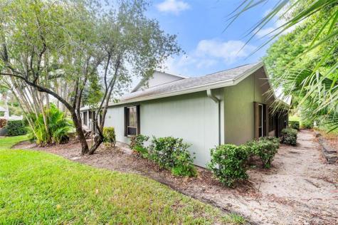 6809 SE Yorktown Drive Hobe Sound FL 33455
