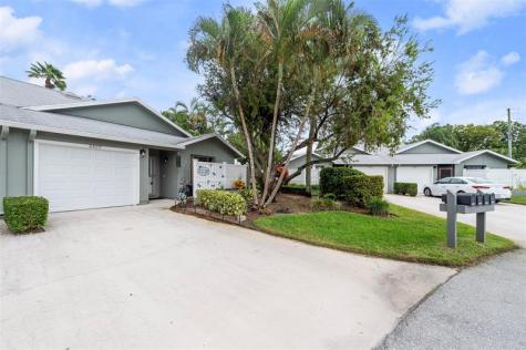 6809 SE Yorktown Drive Hobe Sound FL 33455