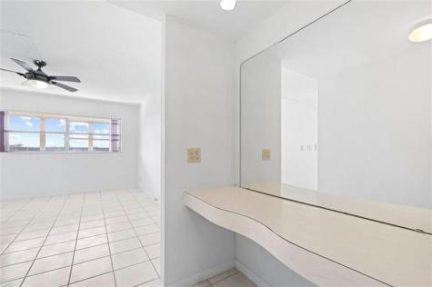 4650 Washington Street Hollywood FL 33021