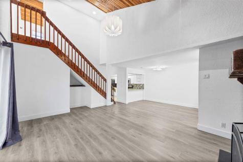 3951 Coral Springs Drive Coral Springs FL 33065