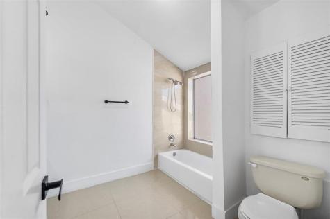 3951 Coral Springs Drive Coral Springs FL 33065