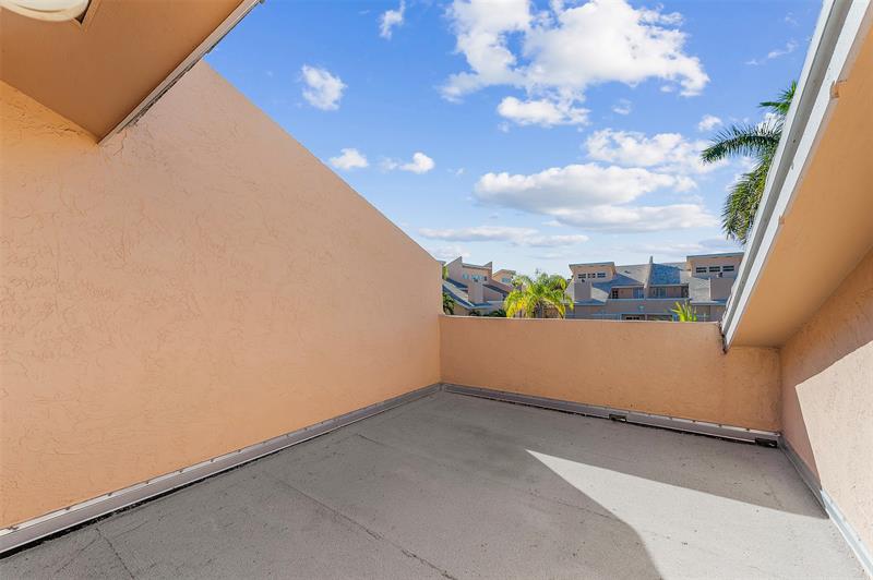 3951 Coral Springs Drive Coral Springs FL 33065