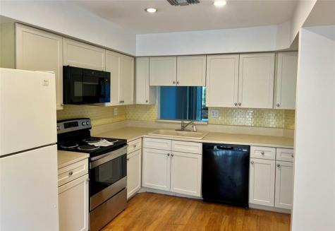 5201 NE 14th Terrace Fort Lauderdale FL 33334