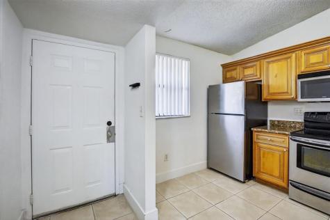 9953 Nob Hill Court Sunrise FL 33351