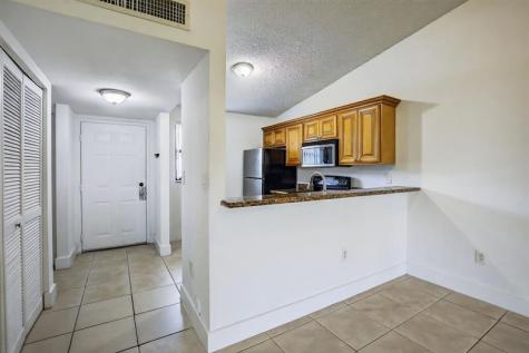 9953 Nob Hill Court Sunrise FL 33351