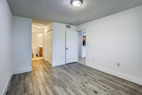 9953 Nob Hill Court Sunrise FL 33351