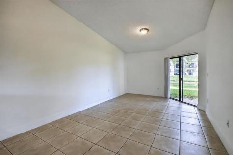 9953 Nob Hill Court Sunrise FL 33351