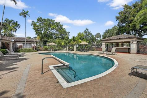 9953 Nob Hill Court Sunrise FL 33351