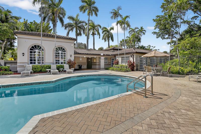 9953 Nob Hill Court Sunrise FL 33351