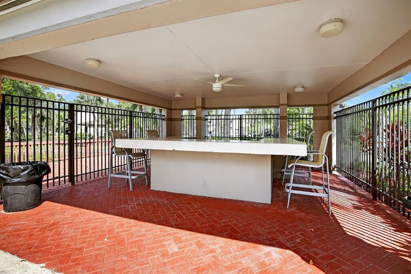 9953 Nob Hill Court Sunrise FL 33351