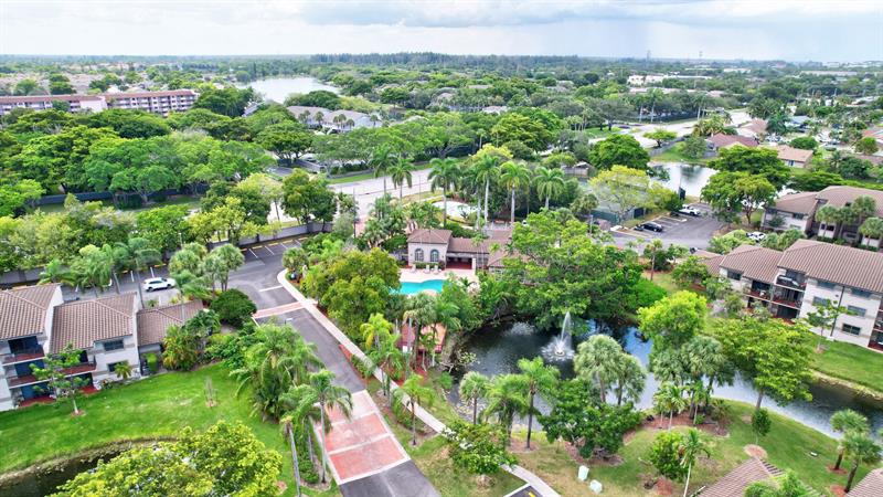 9953 Nob Hill Court Sunrise FL 33351