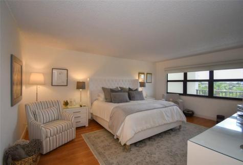 5100 N Ocean Boulevard Lauderdale By The Sea FL 33308