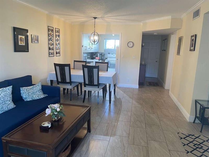 2566 S Garden Drive Lake Worth FL 33461