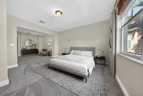 1033 NE 17th Way Fort Lauderdale FL 33304