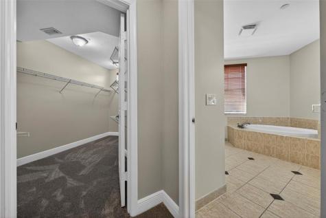 1033 NE 17th Way Fort Lauderdale FL 33304