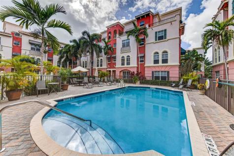 1033 NE 17th Way Fort Lauderdale FL 33304