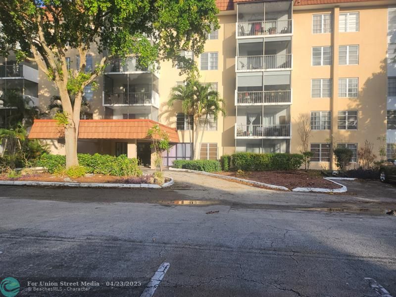 4160 Inverrary Drive Lauderhill FL 33319