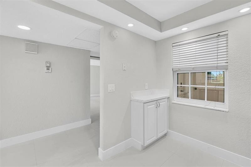 3800 Oaks Clubhouse Drive Pompano Beach FL 33069