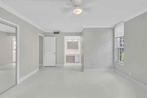 3800 Oaks Clubhouse Drive Pompano Beach FL 33069